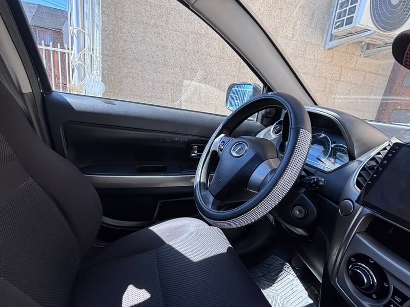 Great Wall M4 1.5 LE 4X2 MT 5P. 2014 - Imagen 6 de 10