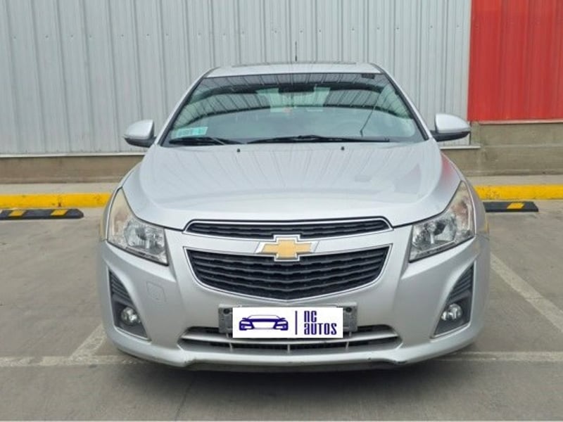 Chevrolet CRUZE 1.8 LS FULL 4X2 AT 5P 2015 - Imagen 5 de 10