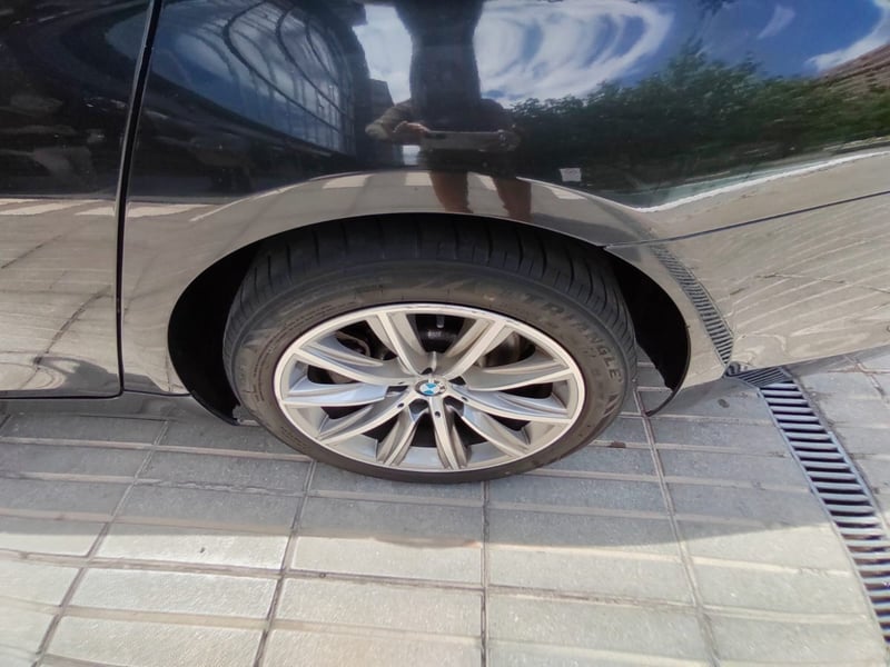 BMW 520I 2.0 EXECUTIVE 4X2 AT 5P 2019 - Imagen 9 de 10