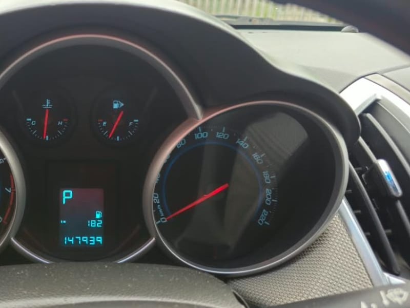 Chevrolet CRUZE 1.8 LS FULL 4X2 AT 5P 2015 - Imagen 9 de 10