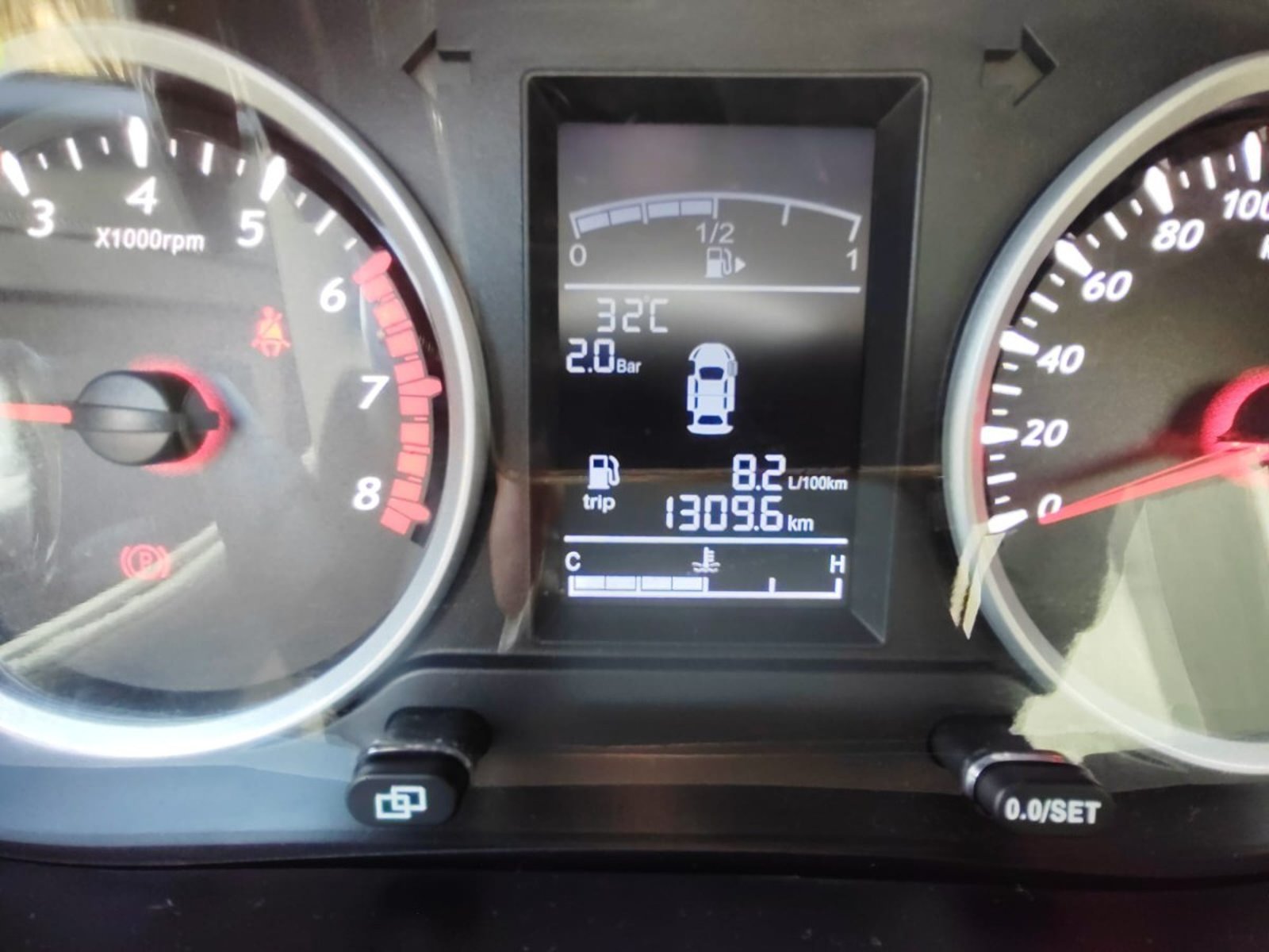 Dongfeng SX6 1.6 4X2 7P MT 5P 2026 - Imagen 10 de 10