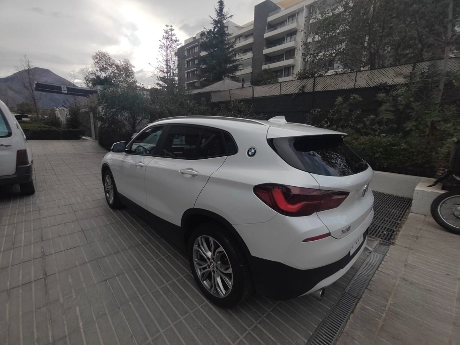 BMW X2 1.5 S-DRIVE 18I DYNAMIC 4X2 AT 5P 2021 - Foto 4 de 10