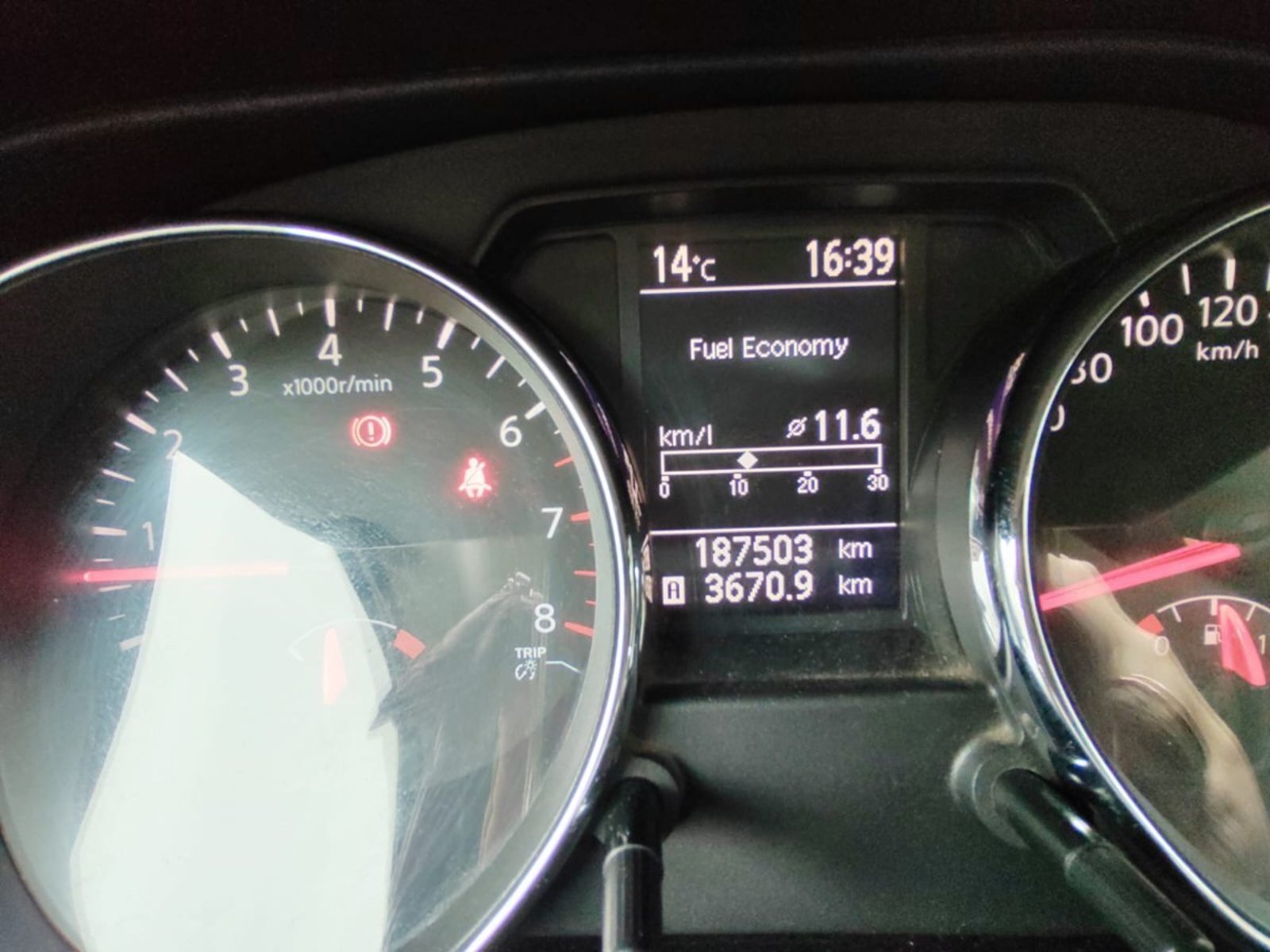 Nissan QASHQAI 1.6 4X2 MT 5P 2011 - Imagen 10 de 10
