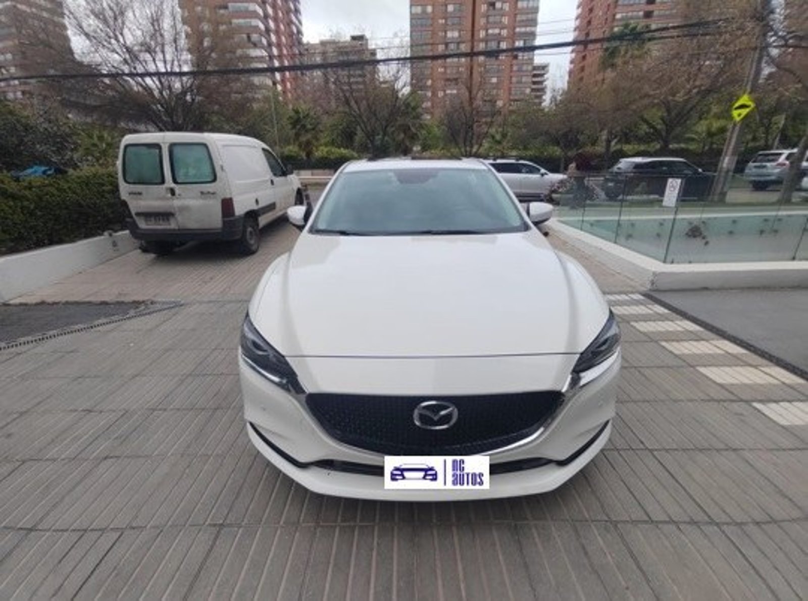 Mazda 6 2.5 GT CA 4X2 6AT 4P 2021 - Imagen 8 de 10