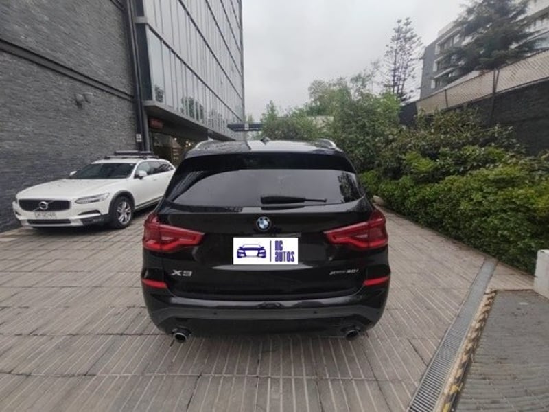 BMW X3 3.0 X-DRIVE 4X4 AT 5P 2019 - Imagen 8 de 10