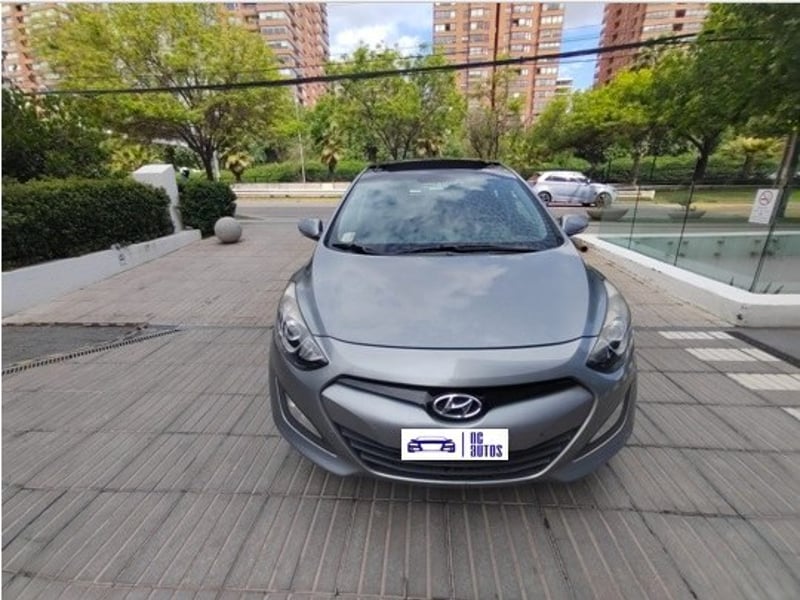 Hyundai I30 1.6 GLS 4X2 GD SUNROOF 6MT 5P 2015 - Imagen 7 de 10