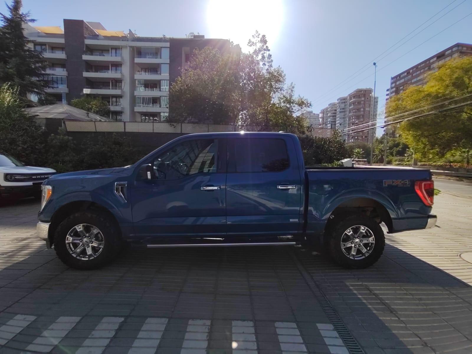Ford F-150 5.0 Double Cab XLT 4WD 2023 - Imagen 6 de 10