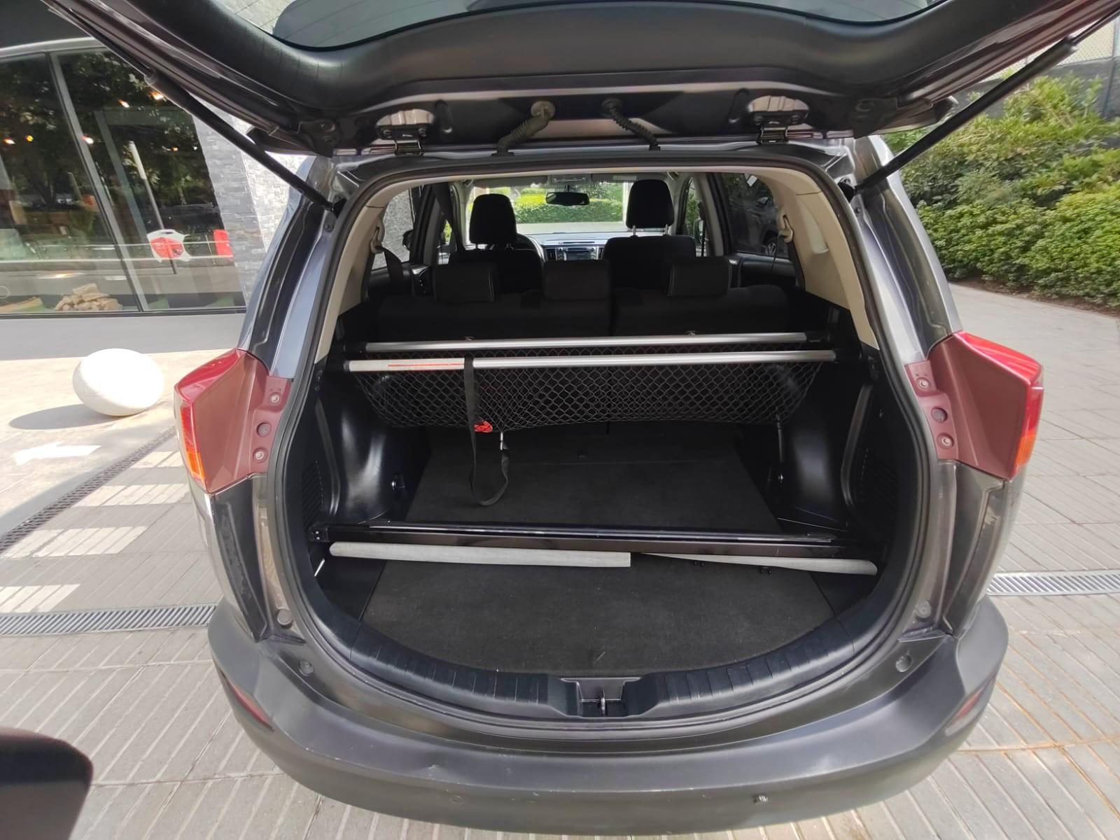 Toyota RAV 4 2.5 Super Lujo Auto 2015 - Imagen 6 de 10