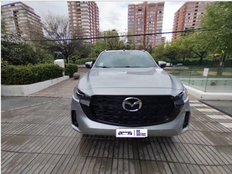 Mazda BT-50 3.0 HIGH PLUS DIESEL 4X4 DOB.CAB. 6AT 4P 2025 - Imagen 7 de 10
