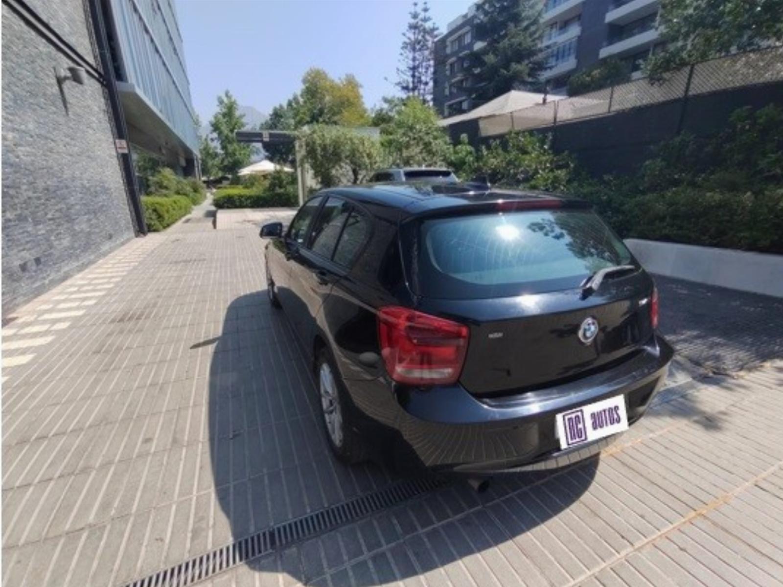 BMW 114I 1.6 2013 - Imagen 4 de 10