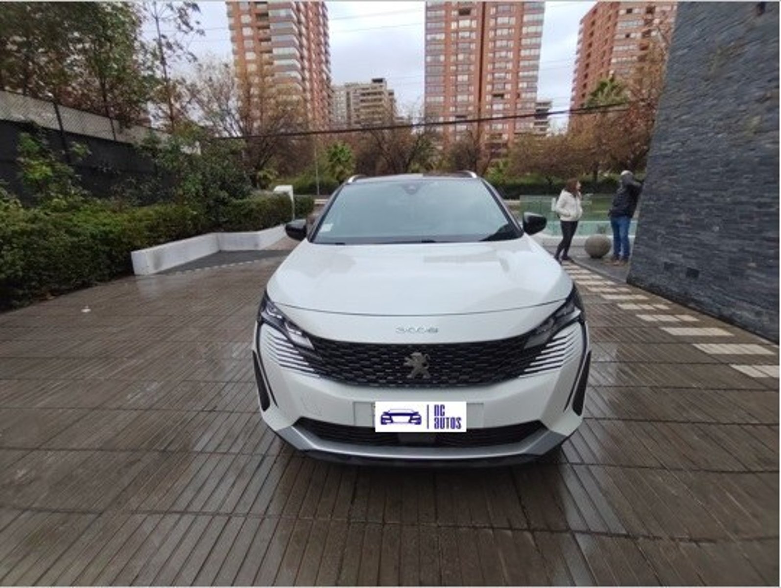 Peugeot 3008 1.6 ALLURE PACK THP 165 4X2 EAT6 5P 2024 - Imagen 7 de 10