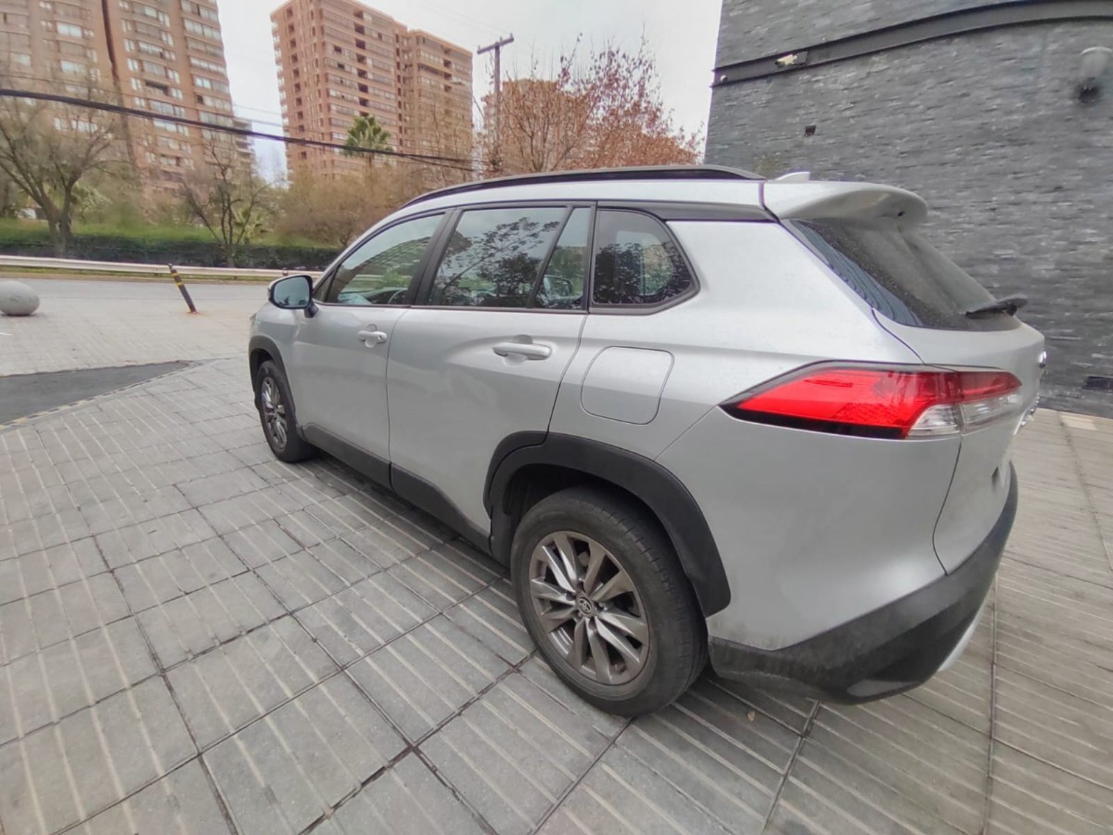 Toyota COROLLA CROSS 2.0 XEI 4X2 CVT AT 5P 2022 - Imagen 6 de 10