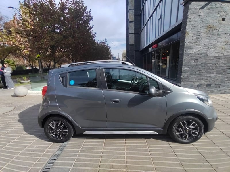 Chevrolet SPARK Gt 1.2 Active 2021 - Imagen 3 de 10