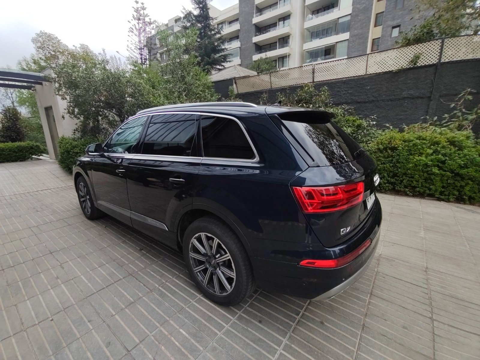 Audi Q7 3.0 TDI DESIGN DIESEL 4X4 TIPTRONIC AT 5P 2016 - Foto 4 de 10