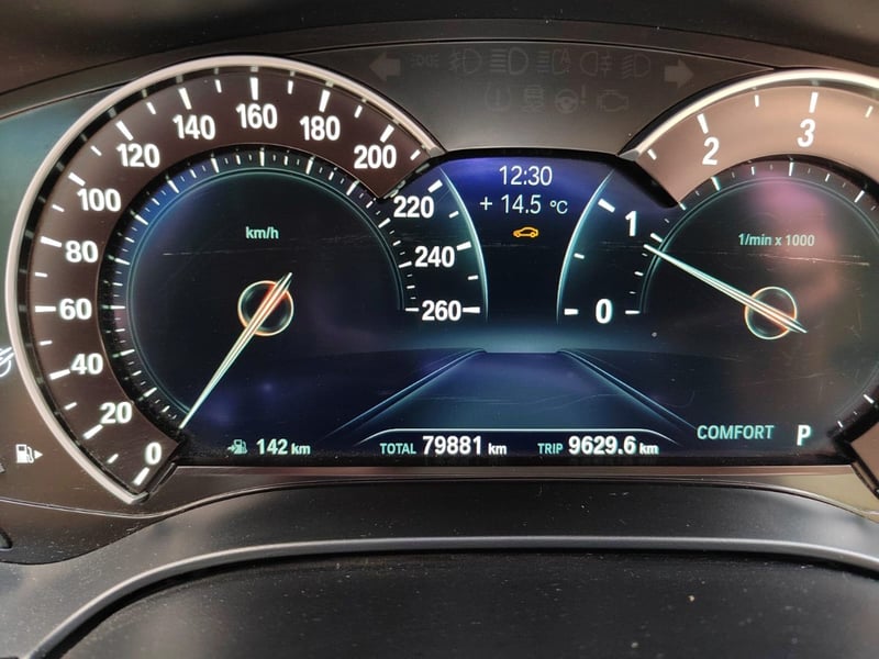 BMW 520I 2.0 EXECUTIVE 4X2 AT 5P 2019 - Imagen 10 de 10