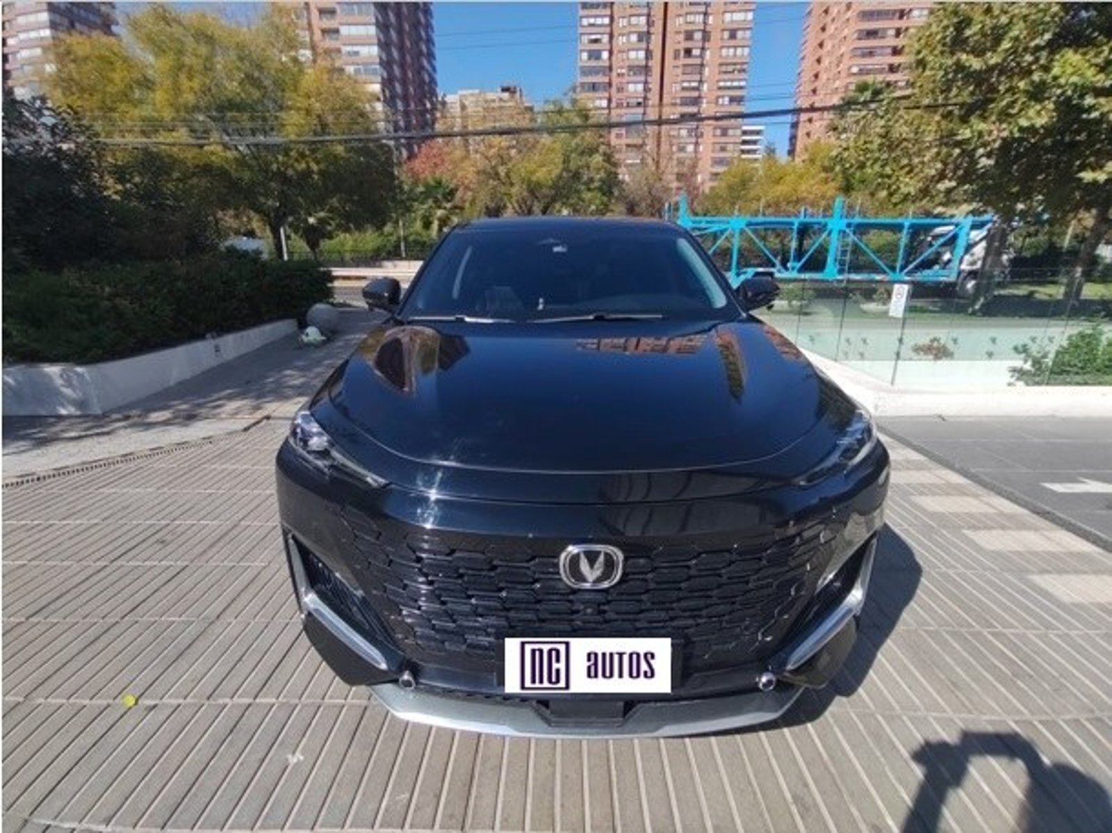 Changan UNI-K 2.0T Elite Auto 4WD 2024 - Imagen 7 de 10