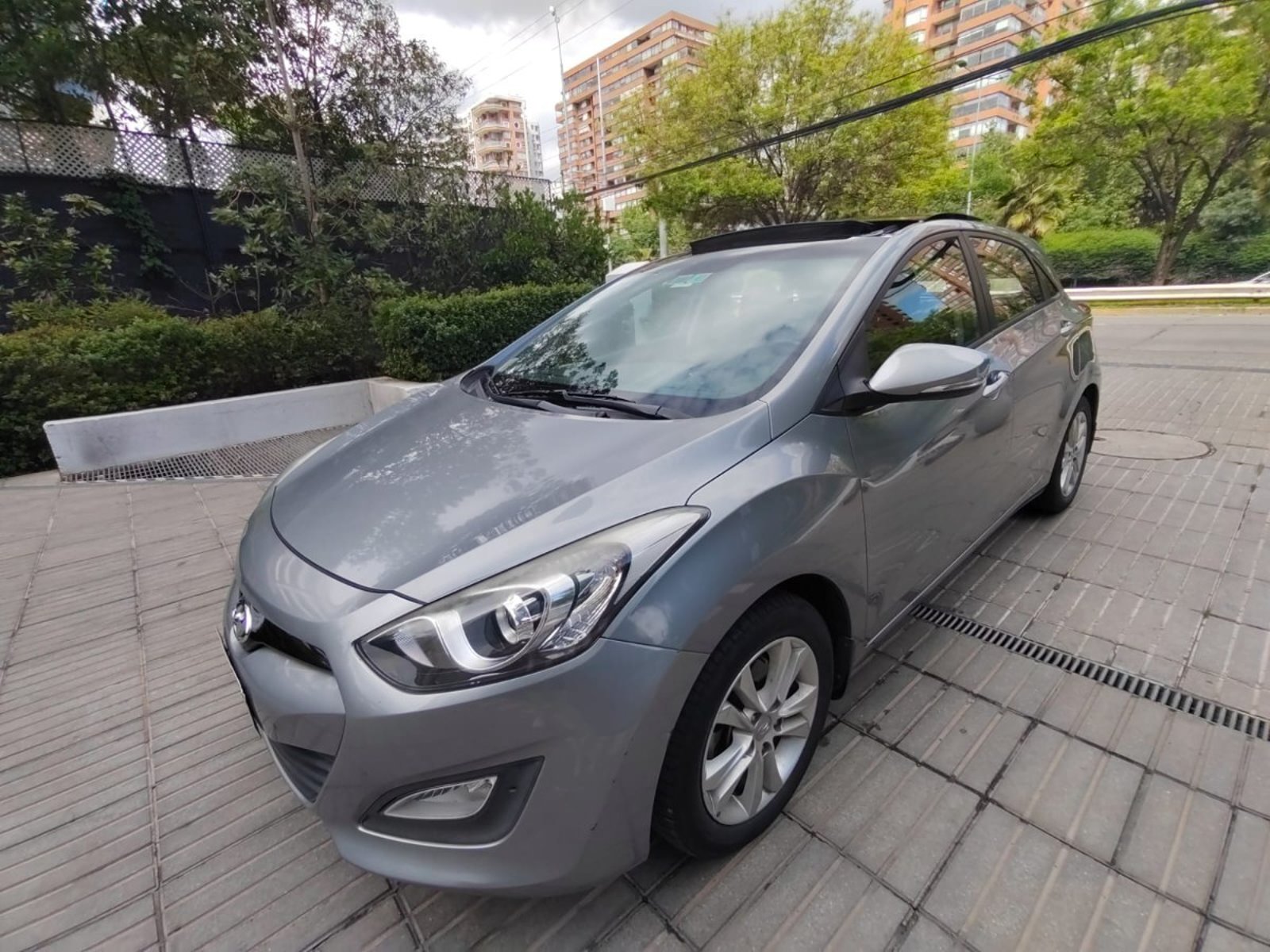 Hyundai I30 1.6 GLS 4X2 GD SUNROOF 6MT 5P 2015 - Foto 2 de 10