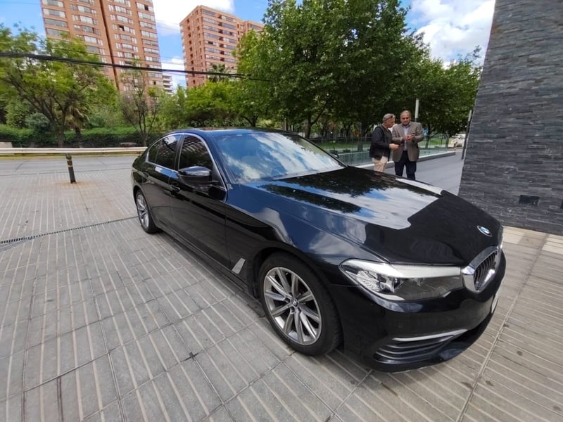 BMW 520I 2.0 EXECUTIVE 4X2 AT 5P 2019
