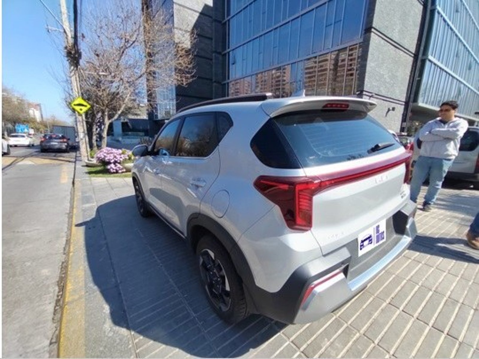 Kia SONET 1.5 EX 4X2 IVT AT 5P 2025 - Imagen 4 de 10