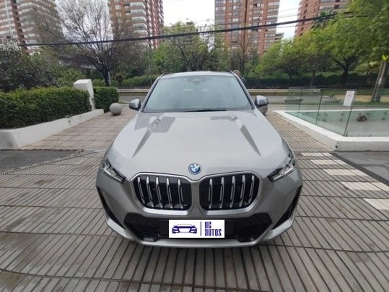 BMW X1 1.5T 25E M SPORT HIBRIDO XDRIVE 4X4 AT 5P 2025 - Imagen 7 de 10