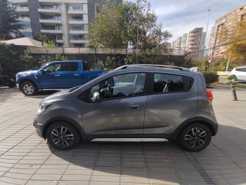 Chevrolet SPARK Gt 1.2 Active 2021 - Imagen 4 de 10