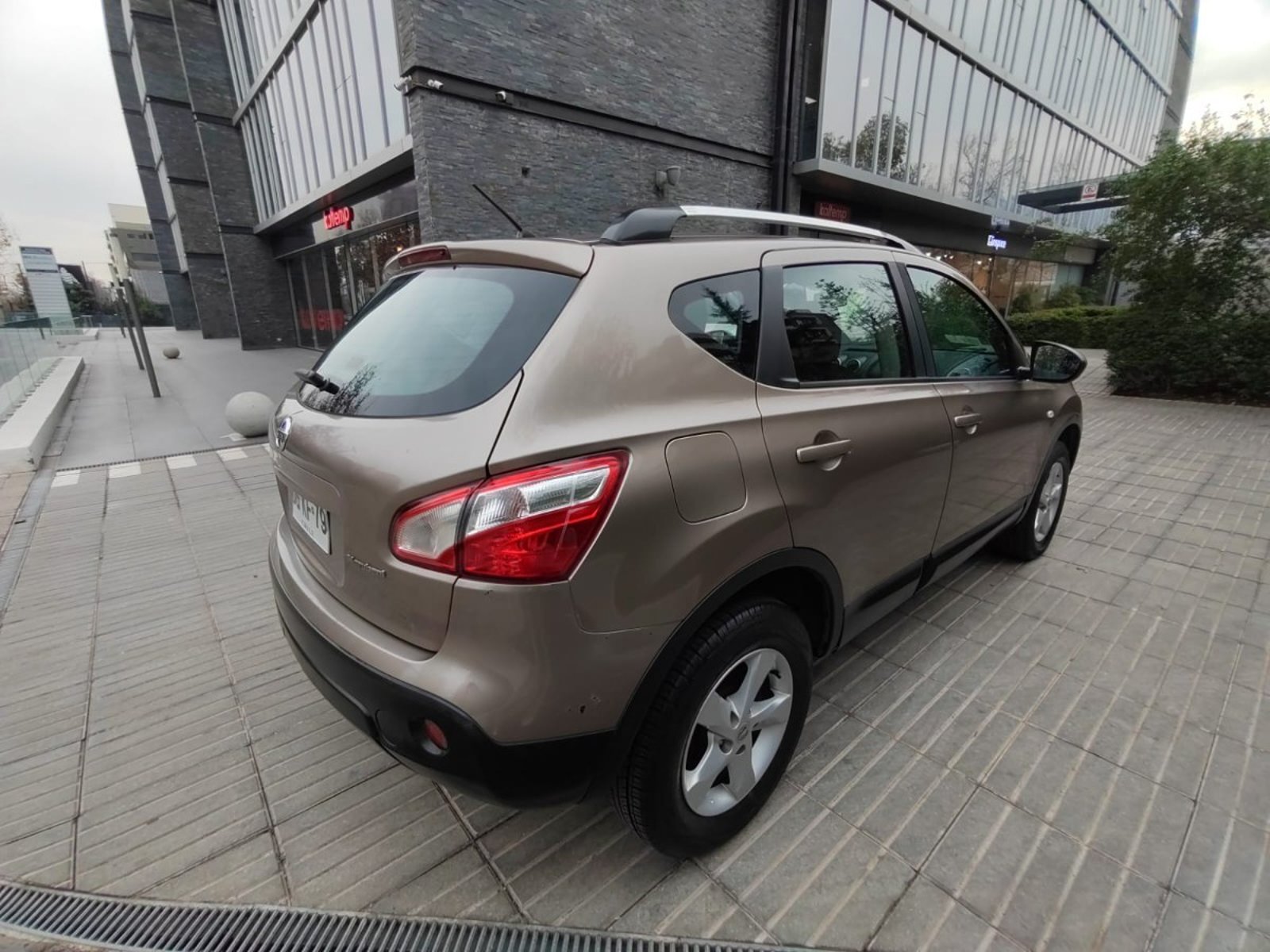 Nissan QASHQAI 1.6 4X2 MT 5P 2011 - Foto 3 de 10