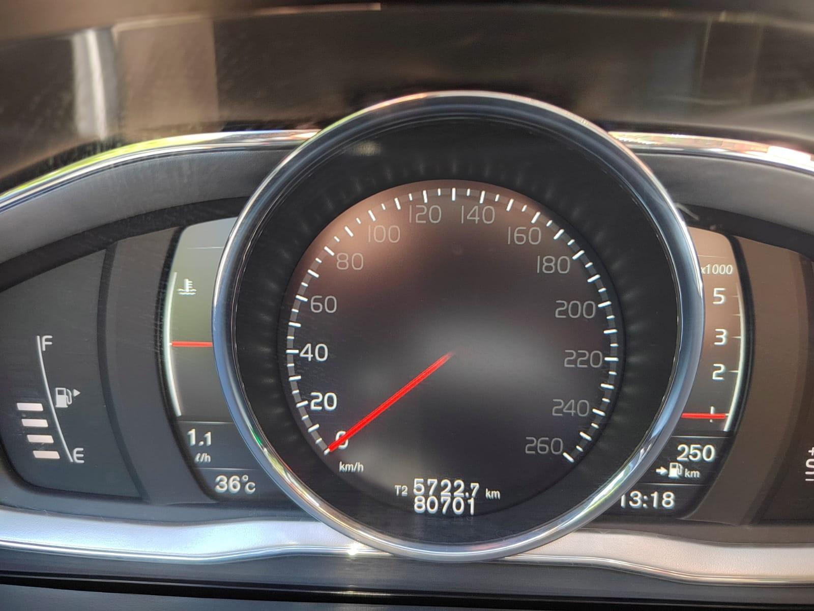 Volvo S60 2.0 D2 Comfort Powershift 2018 - Imagen 10 de 10