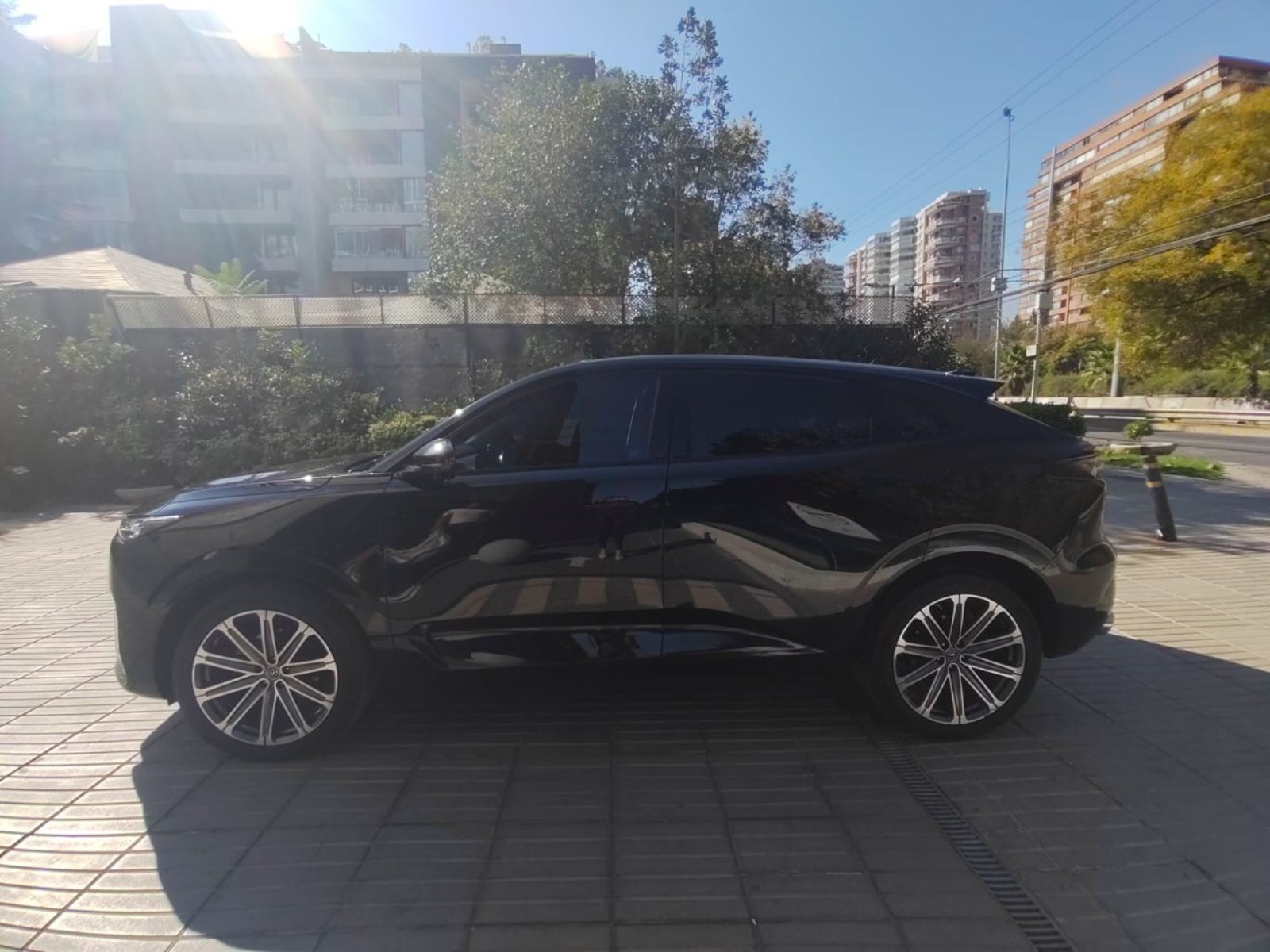 Changan UNI-K 2.0T Elite Auto 4WD 2024 - Imagen 6 de 10