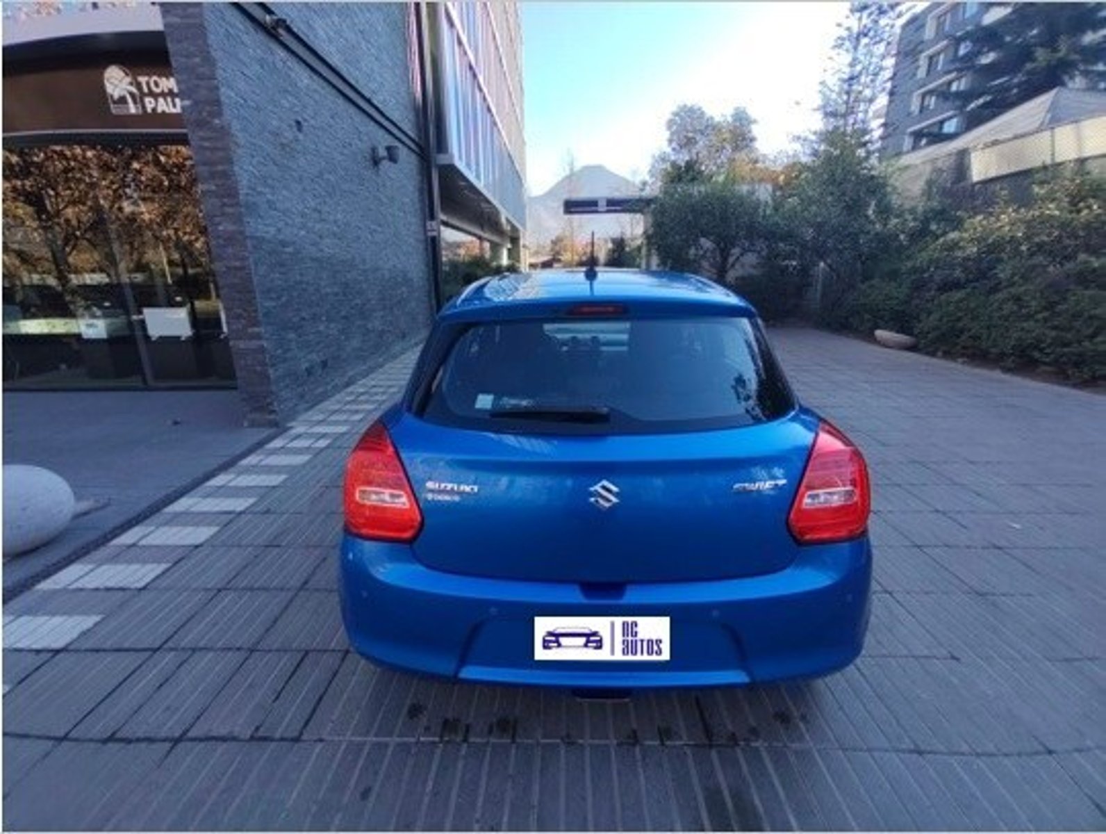SUZUKI SWIFT 1.2 GLX PLUS 4X2 HB CVT AT 5P 2024 - Imagen 8 de 10