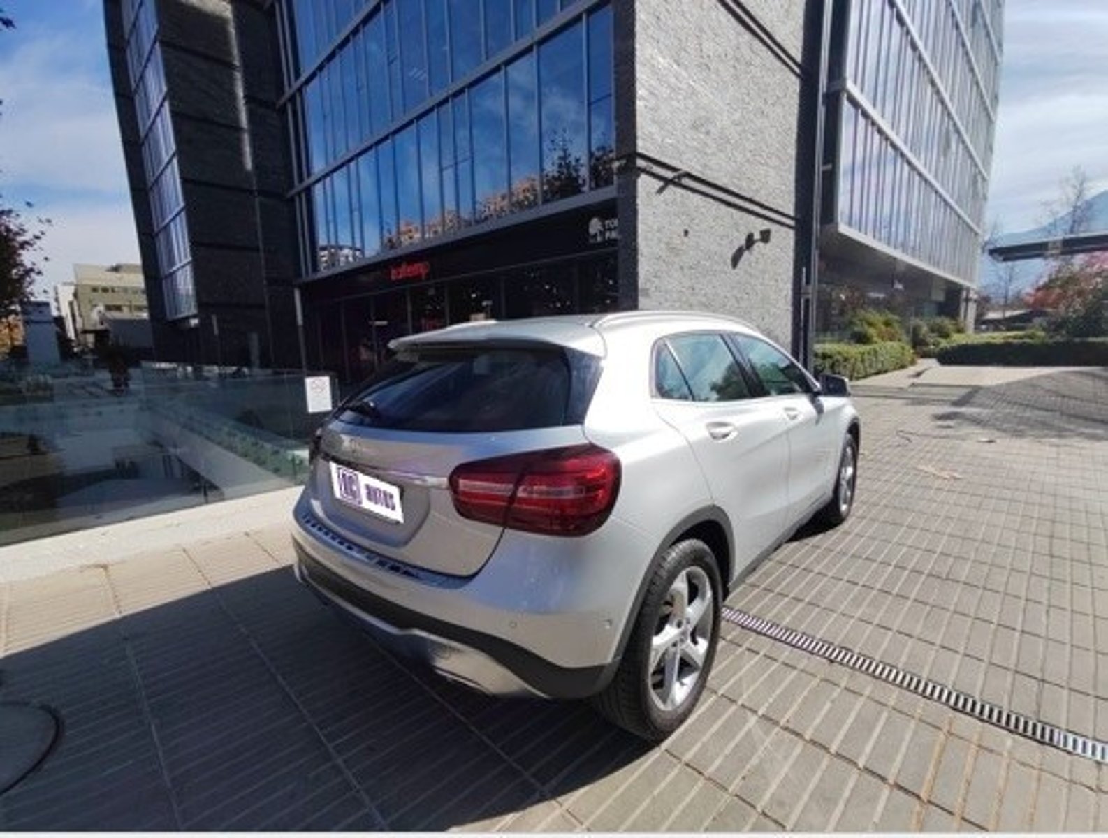 Mercedes-Benz GLA 200 1.6 SPORT 4X2 AT 5P 2020 - Imagen 5 de 10