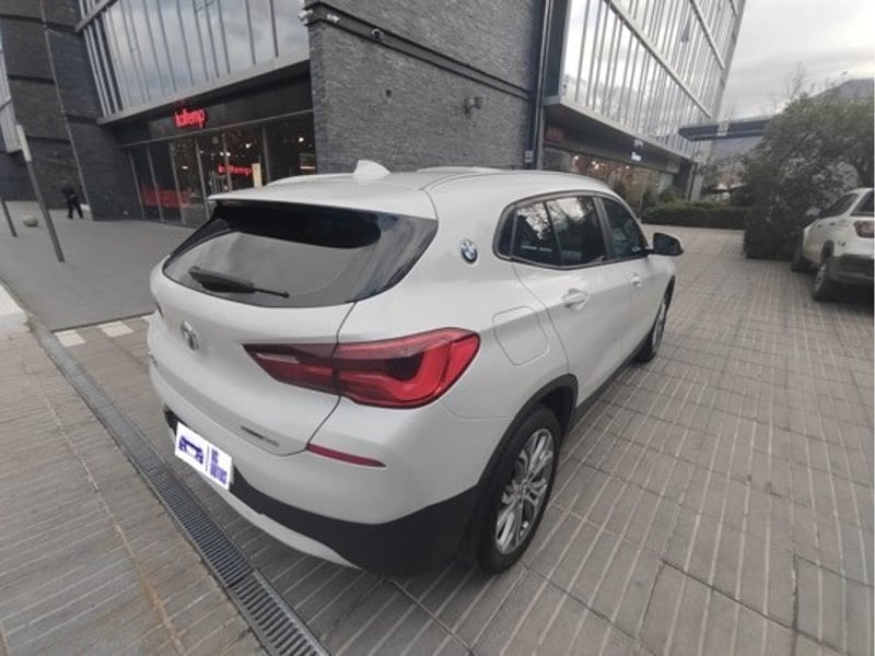 BMW X2 1.5 S-DRIVE 18I DYNAMIC 4X2 AT 5P 2021 - Imagen 3 de 10