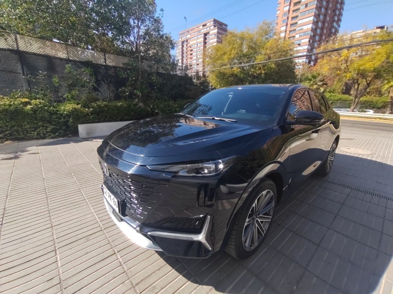 Changan UNI-K 2.0T Elite Auto 4WD 2024 - Foto 2 de 10