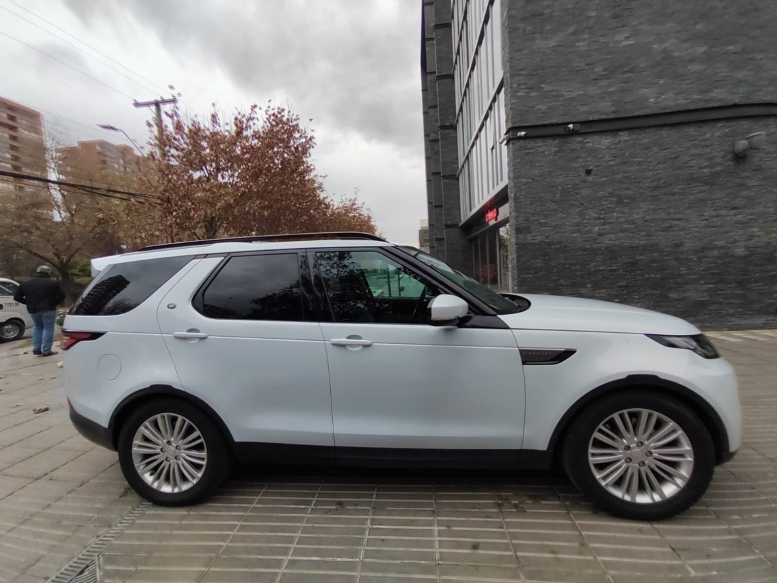 Land Rover DISCOVERY NEW DISCOVERY 3.0 2018 - Foto 3 de 10