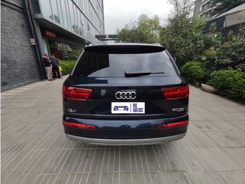 Audi Q7 3.0 TDI DESIGN DIESEL 4X4 TIPTRONIC AT 5P 2016 - Imagen 8 de 10