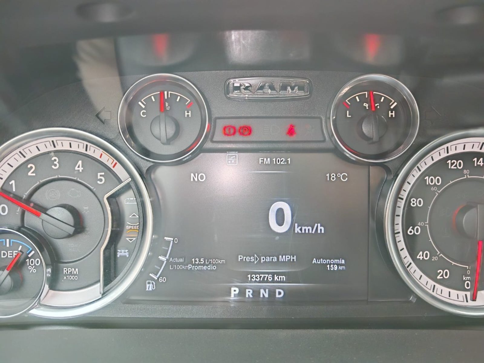 RAM 1500 LARAMIE CREW CAB 4X4 DIESEL 2020 - Imagen 8 de 10