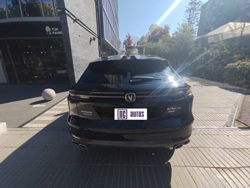Changan UNI-K 2.0T Elite Auto 4WD 2024 - Imagen 8 de 10