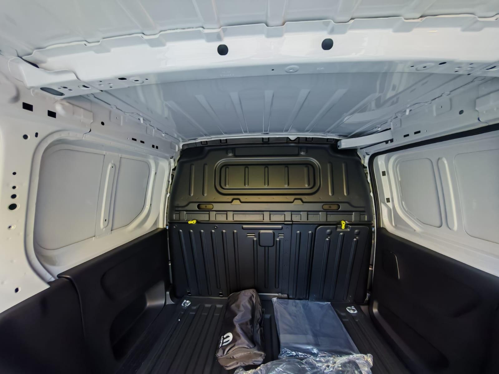 Citroën BERLINGO 1.5 HDI 100 M 2026 - Imagen 9 de 10