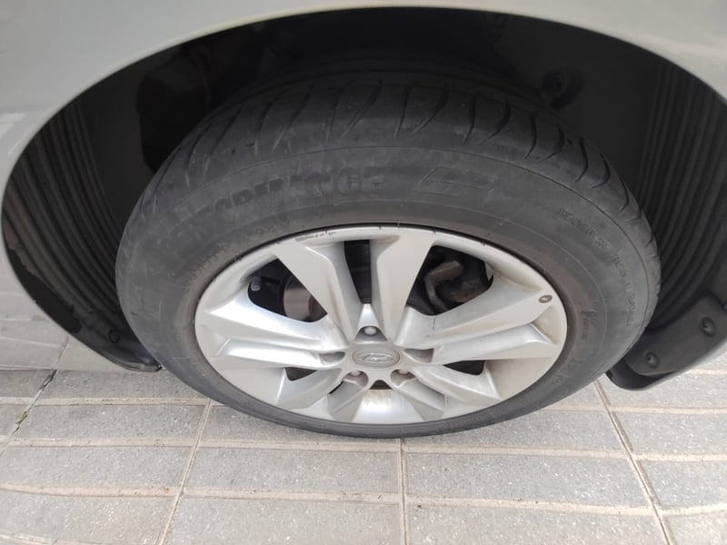 Hyundai I30 1.6 GLS 4X2 GD SUNROOF 6MT 5P 2015 - Imagen 9 de 10