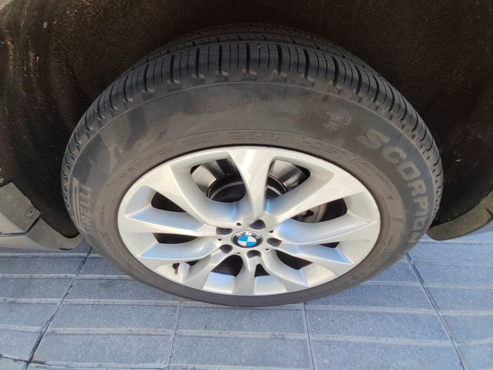 BMW X5 3.0 X-DRIVE 35I 4X4 AT 5P 2016 - Imagen 9 de 10