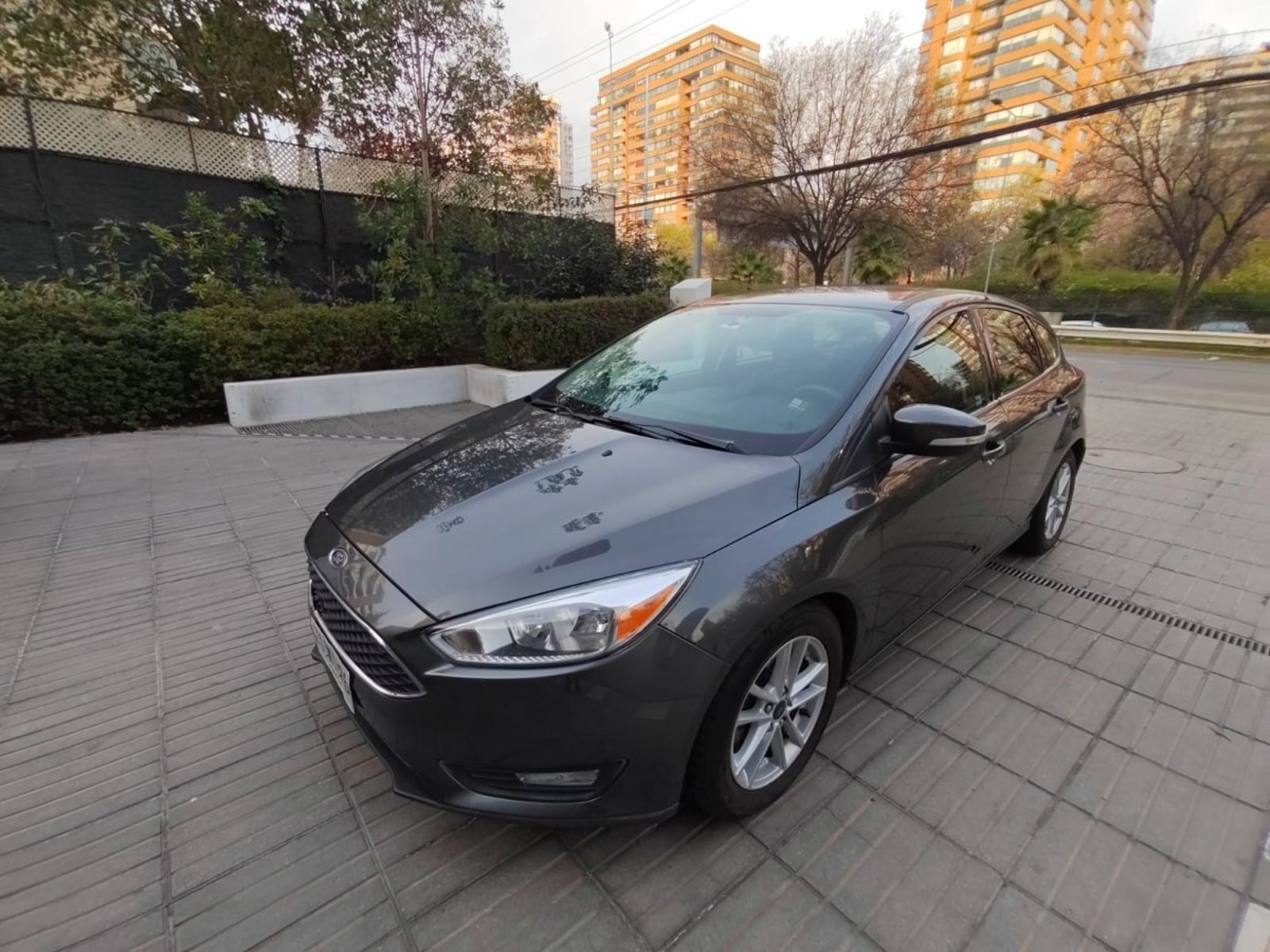 Ford FOCUS 2.0 SE 4X2 HB AT 5P 2018 - Foto 2 de 10
