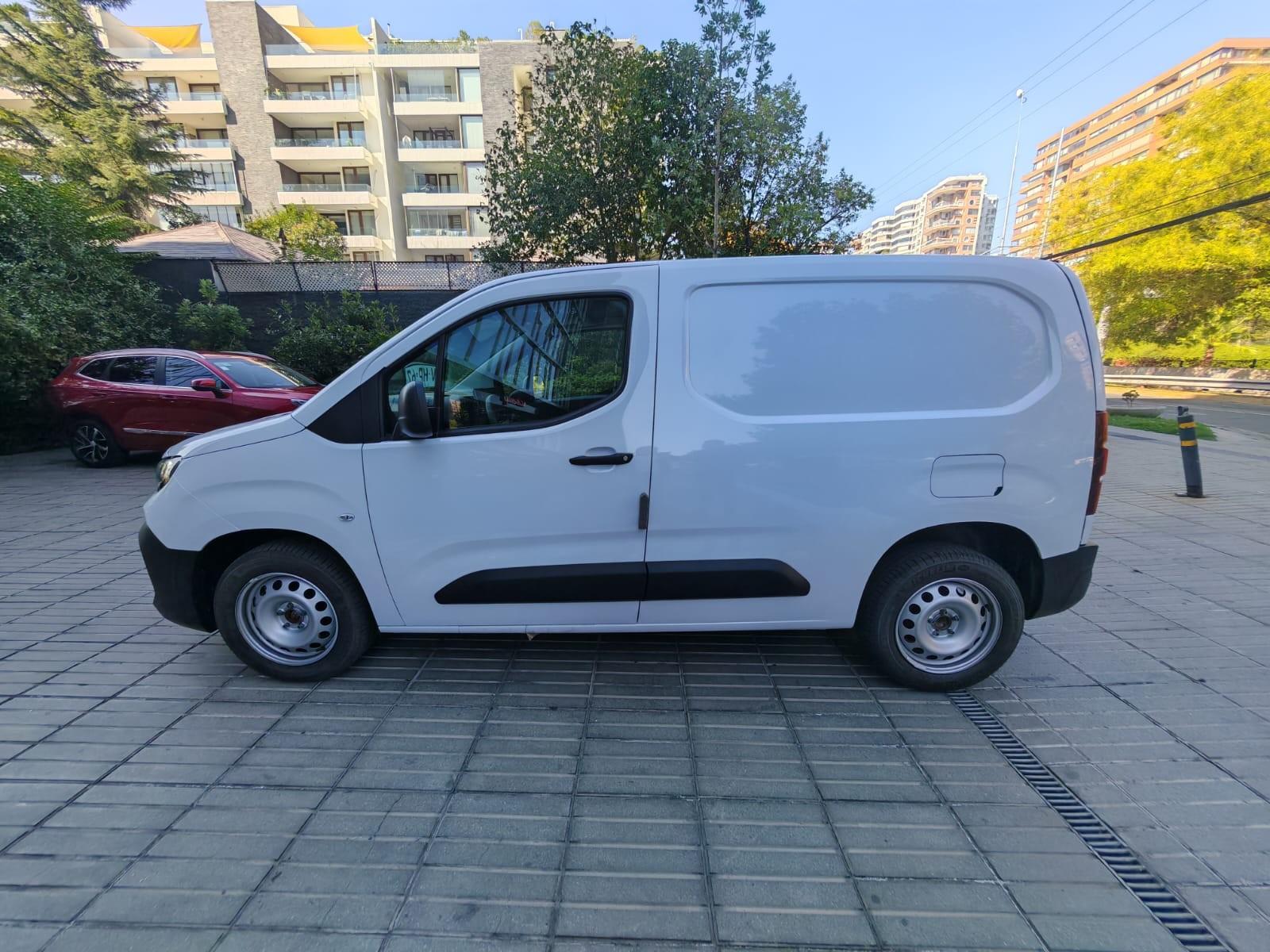 Citroën BERLINGO 1.5 HDI 100 M 2026 - Foto 2 de 10
