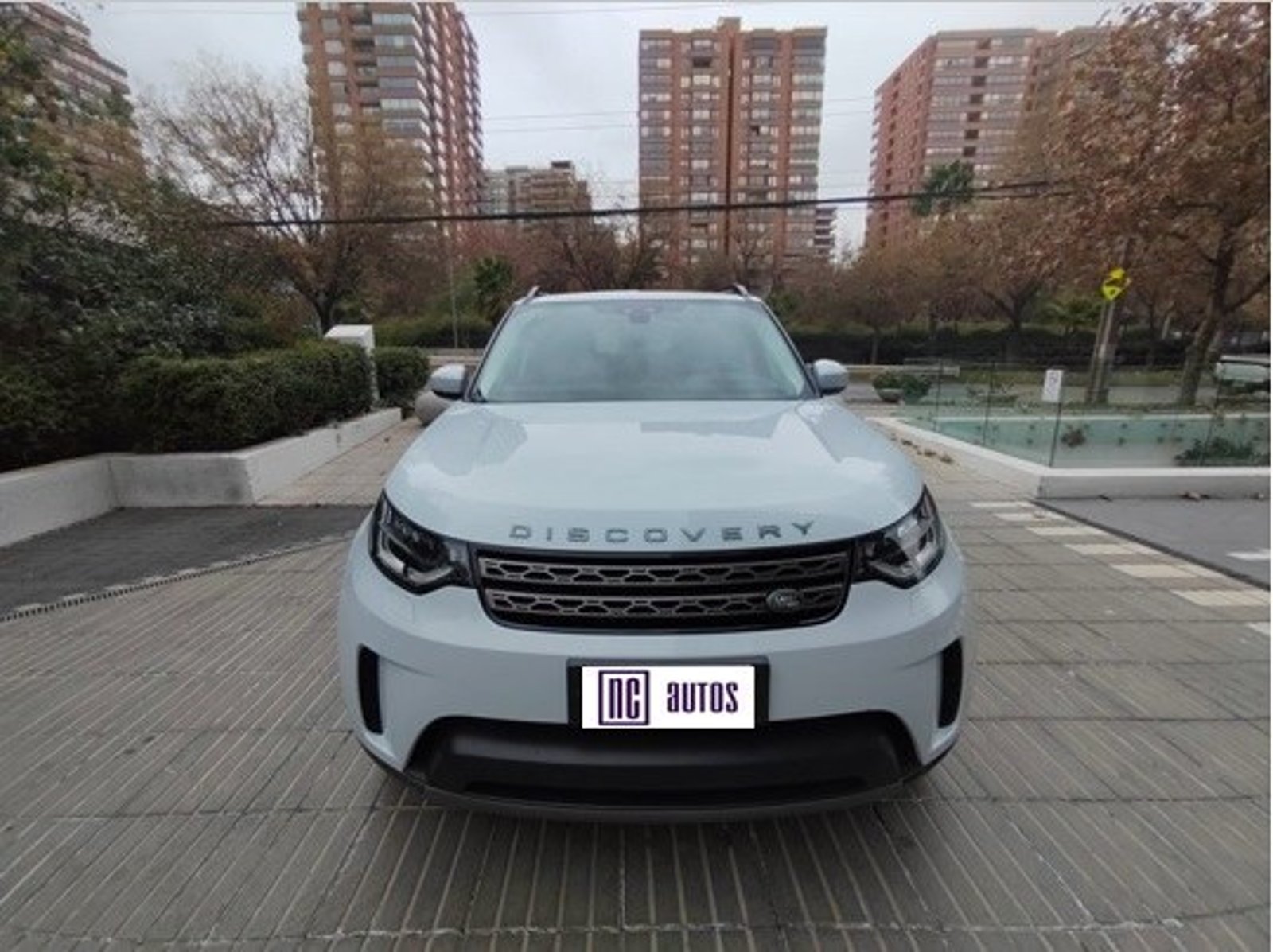 Land Rover DISCOVERY NEW DISCOVERY 3.0 2018 - Imagen 8 de 10