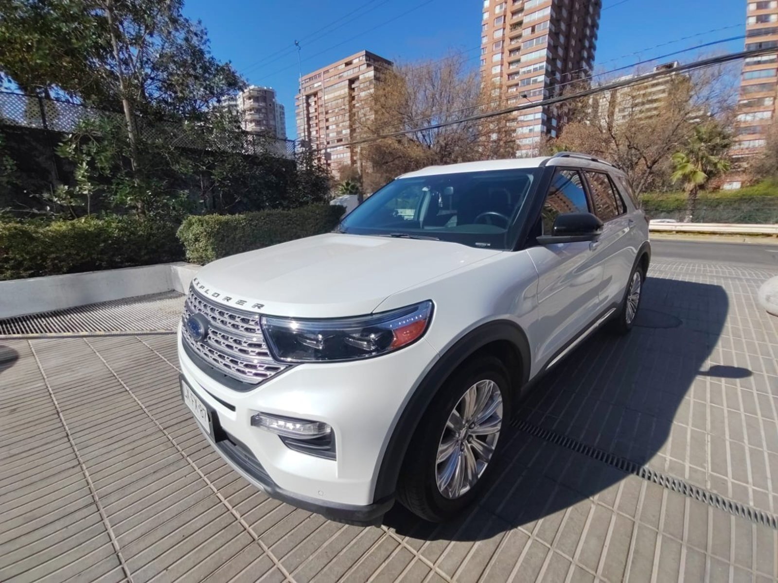 Ford EXPLORER 2.3 LIMITED ECOBOOST 4X2 AT 5P 2021 - Imagen 3 de 10