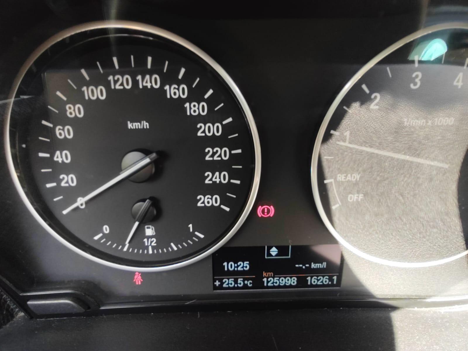 BMW 114I 1.6 2013 - Imagen 10 de 10