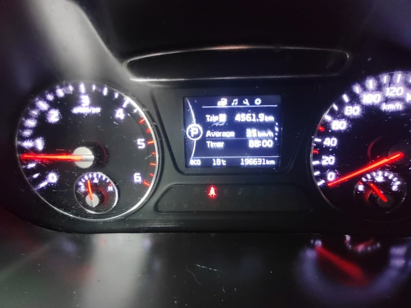 Kia SORENTO 2.2 EX DIESEL 4X2 AT 5P 2016 - Imagen 10 de 10