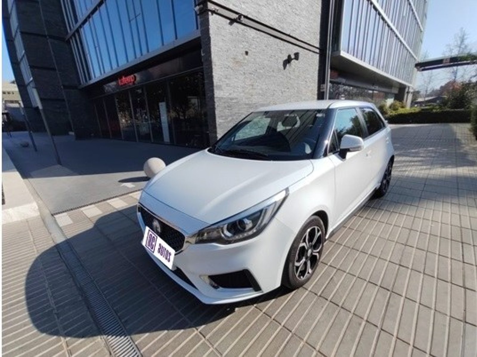 MG MG3 1.5 COMFORT 4X2 HB AT 5P 2023 - Foto 2 de 10