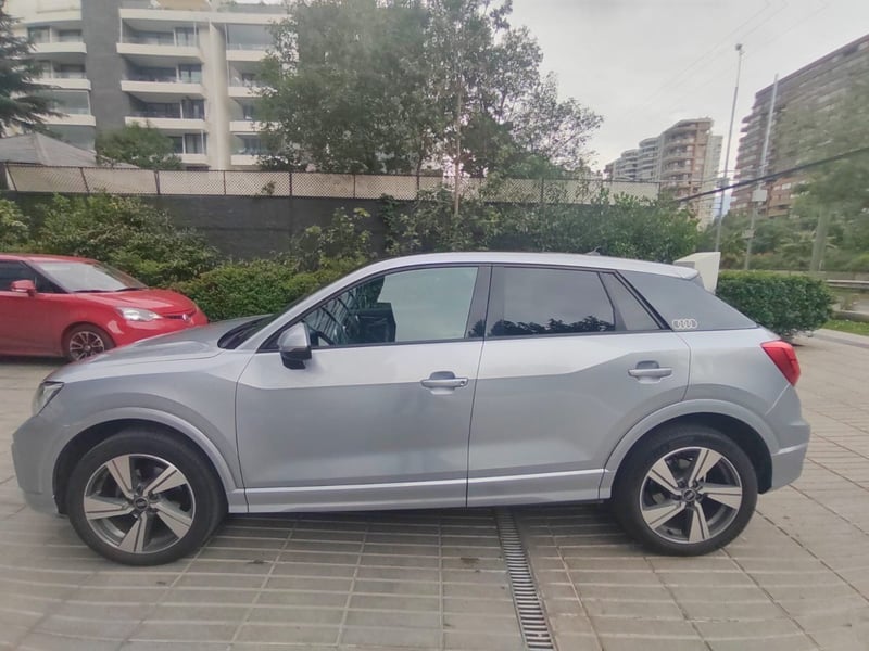 Audi Q2 1.4 35 TFSI SPORT 4X2 AT 5P 2022 - Imagen 6 de 10