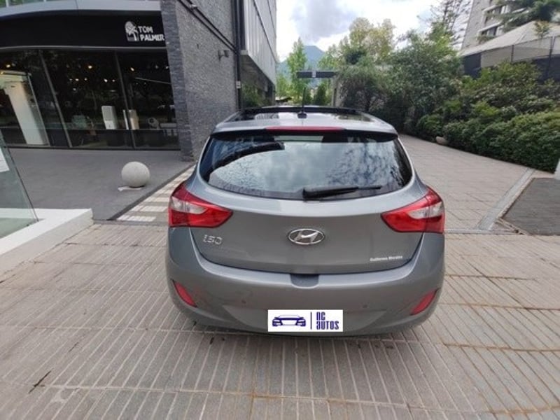 Hyundai I30 1.6 GLS 4X2 GD SUNROOF 6MT 5P 2015 - Imagen 8 de 10