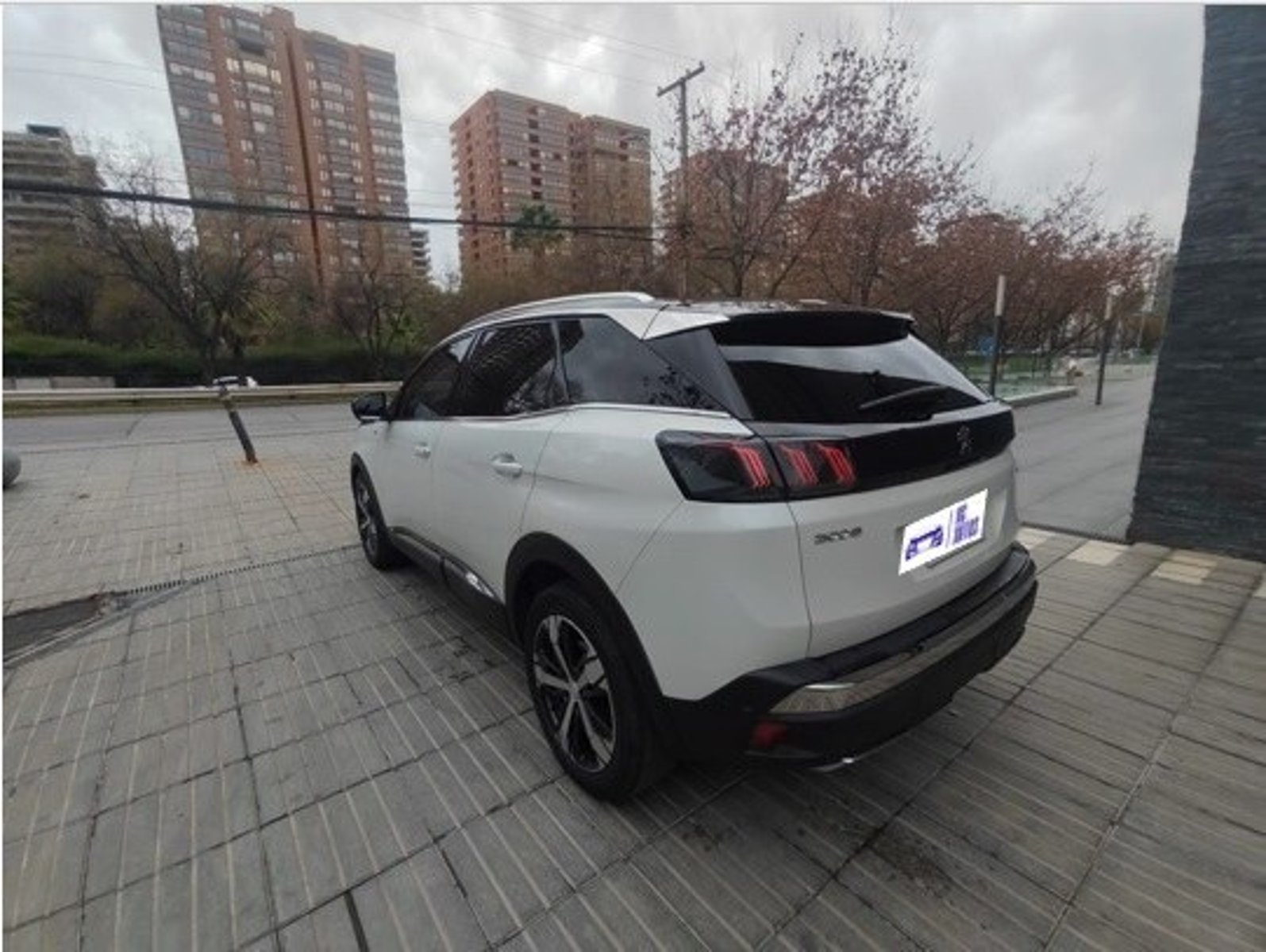 Peugeot 3008 1.6 GT-LINE PURETECH 4X2 180 EAT8 5P 2021 - Imagen 4 de 10