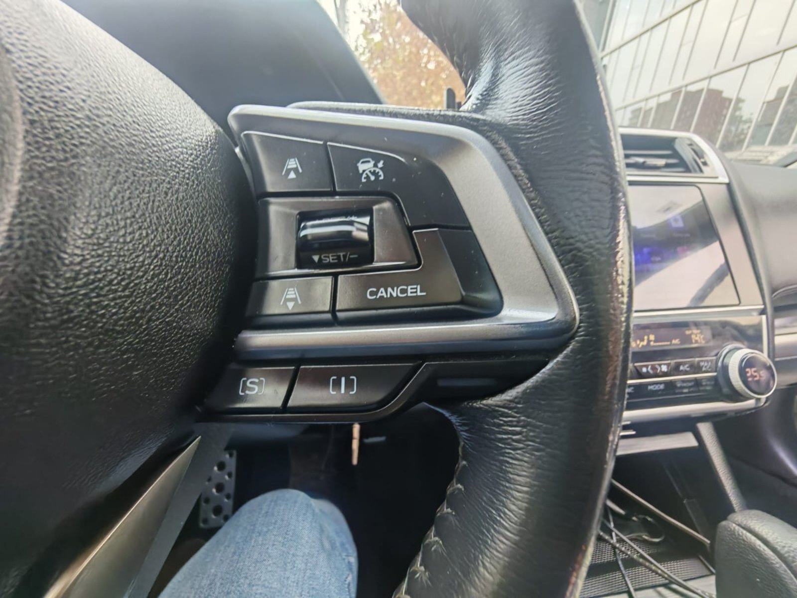Subaru NEW OUTBACK 2.5I CVT LIMITED AWD AT 5P 2018 - Imagen 9 de 10